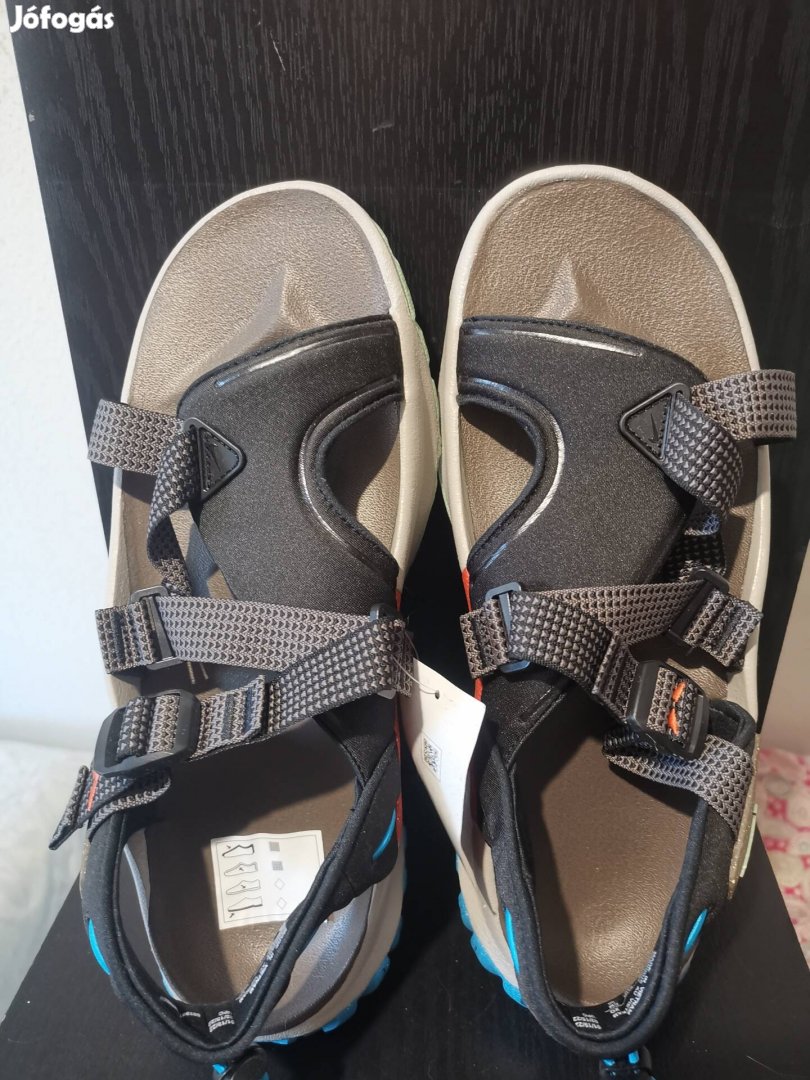 Nike szandál Új! 