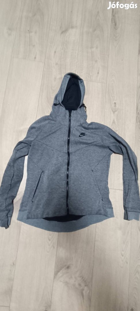 Nike tech fleece férfi pulóver M méret 