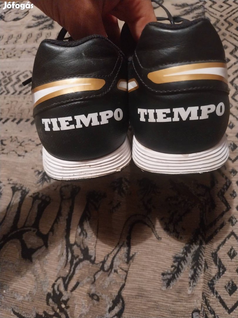 Nike tiempo 