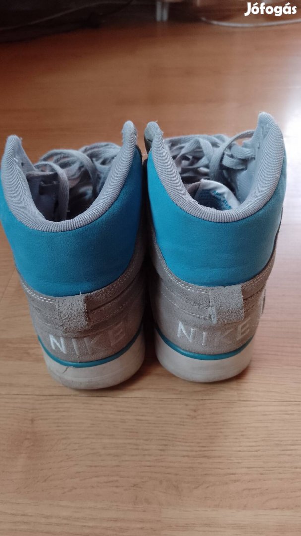 Nike utcai cipő 
