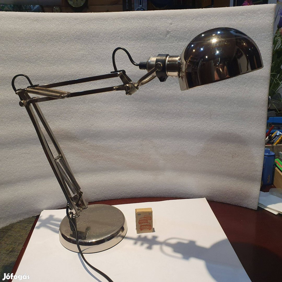 Nikkelezett asztali bárhovaállítható masszív munkalámpa