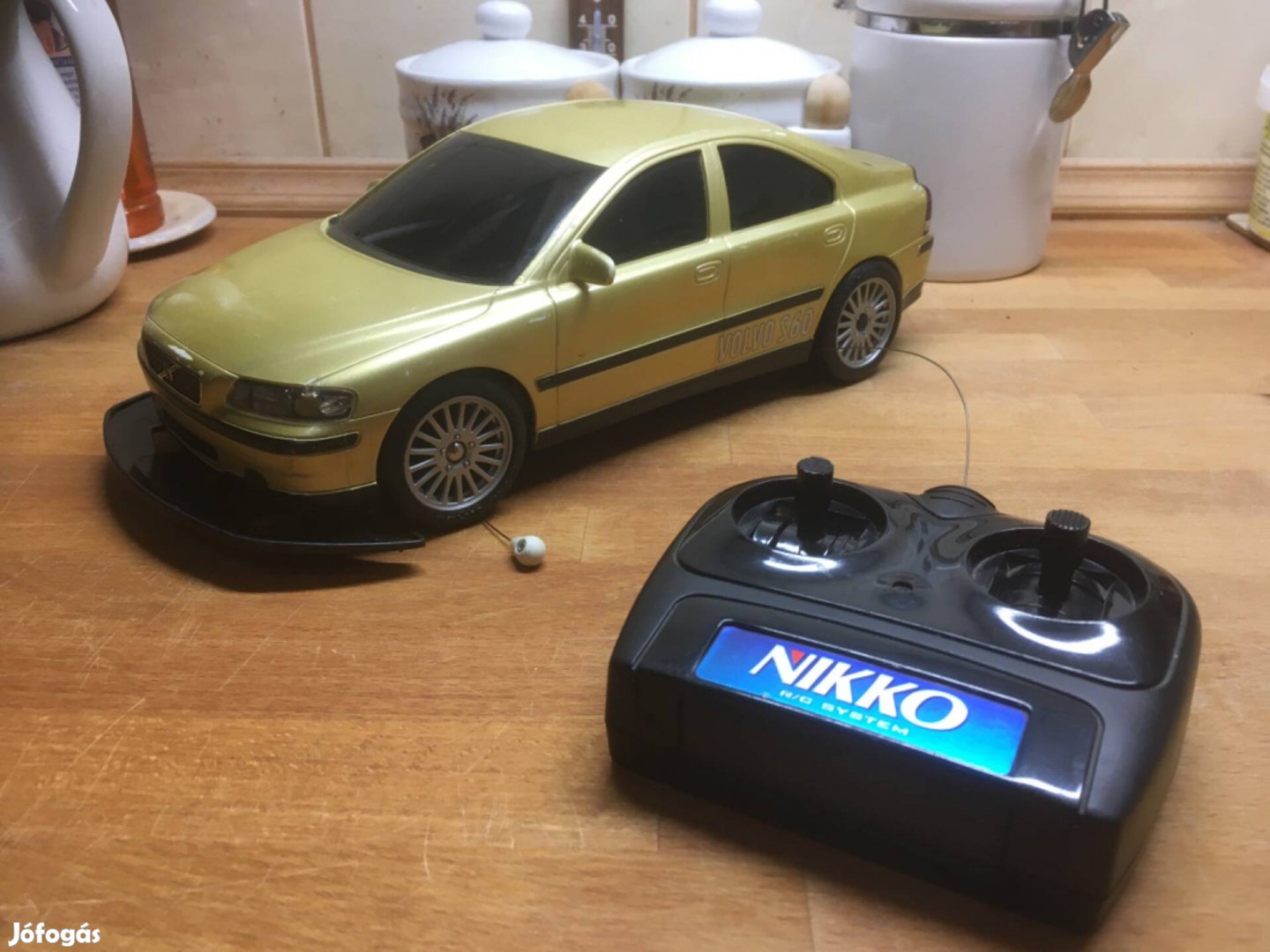 Nikko Volvo S60 rc távirányítós autó 1/16, kb. 30 cm