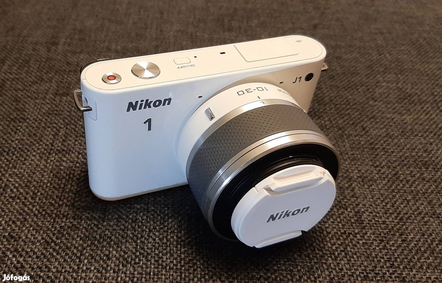 Nikon 1 J1 MILC fényképező kamera