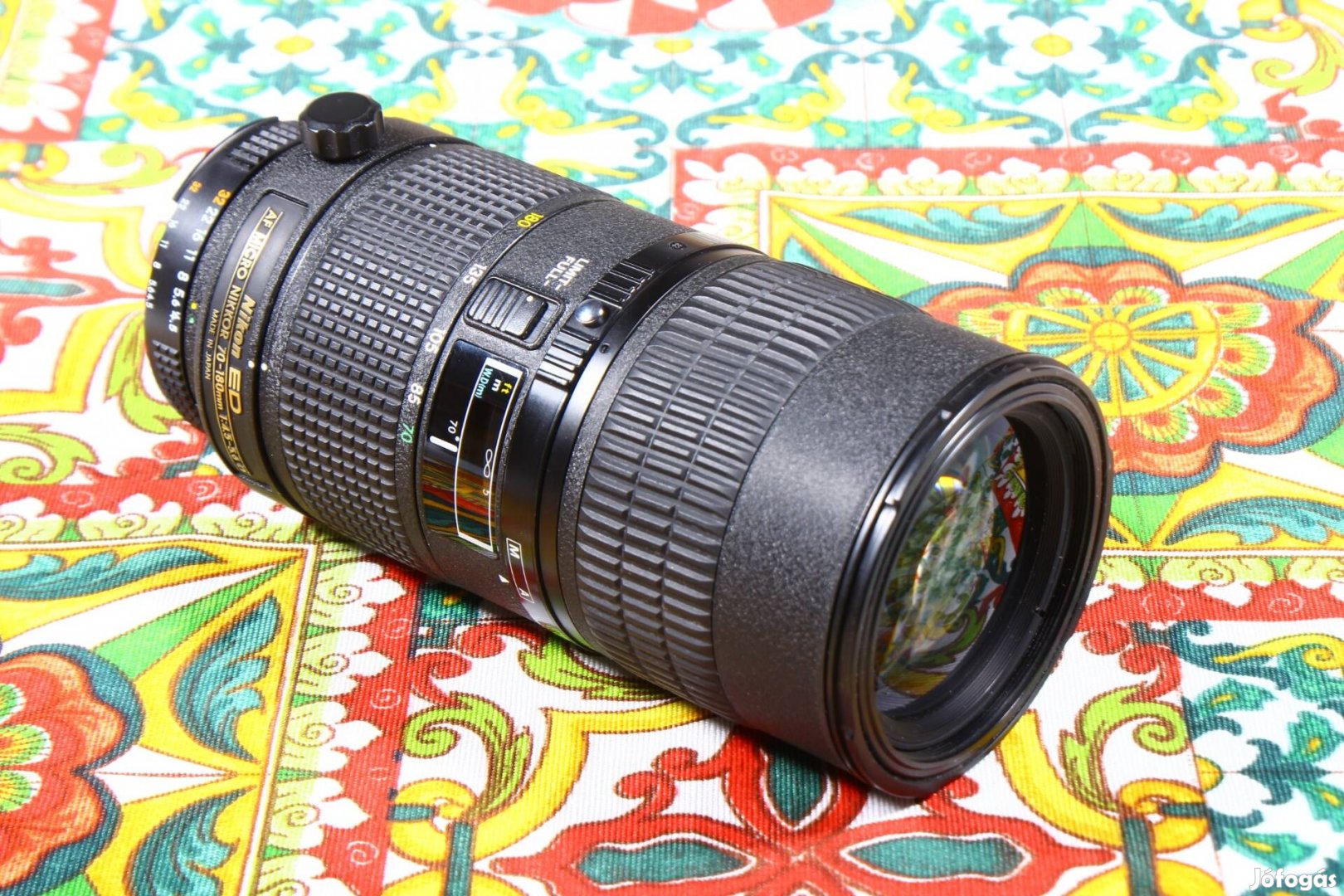 Nikon 70-180mm 4.5-5.6 af micro nikkor objektív 