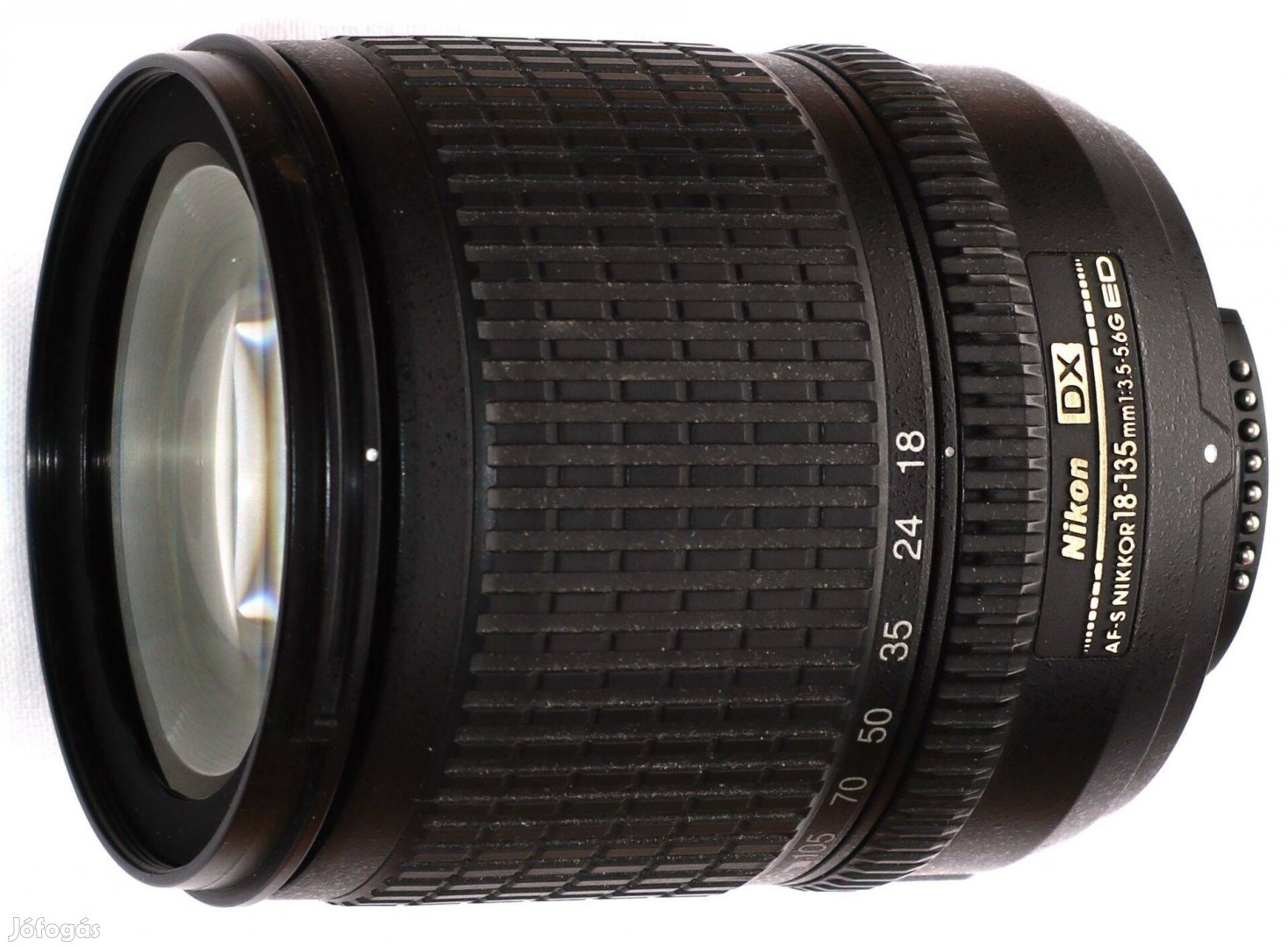 Nikon AF-S 18-135 ED ( 18-135mm )