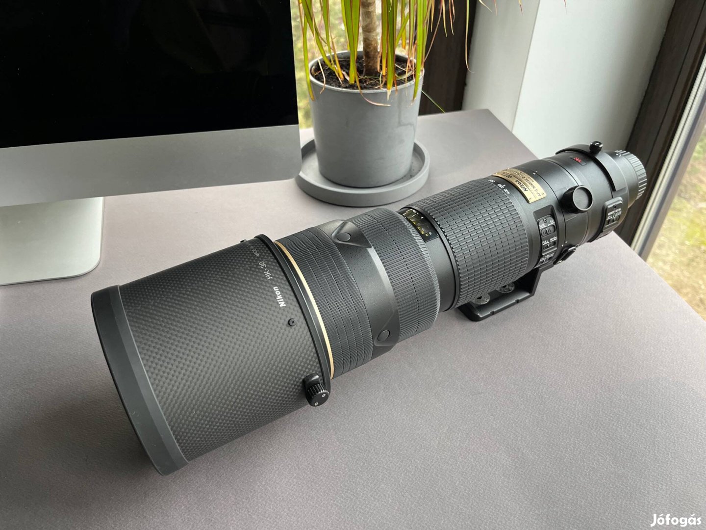 Nikon AF-S 200-400mm f4 G VR ED objektív 200-400