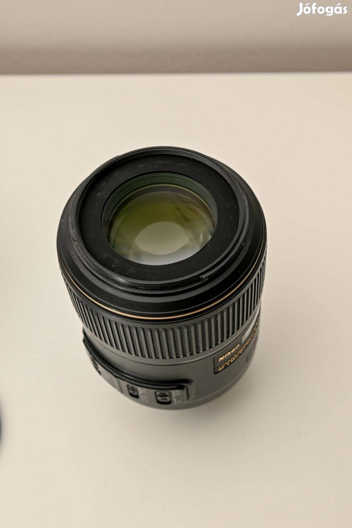 Nikon AF-S VR 105mm f/2.8G IF-ED Micro