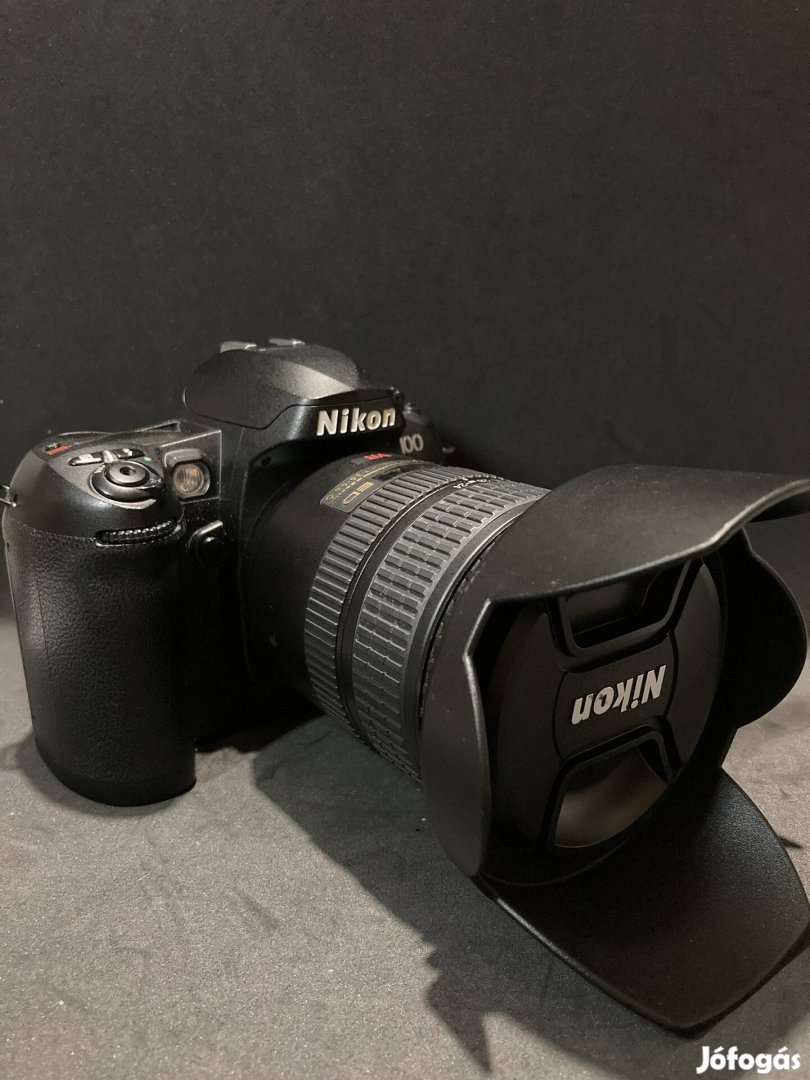 Nikon D100 dslr gép