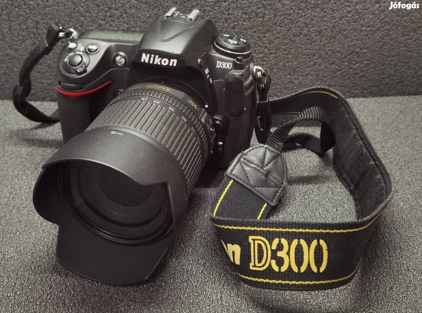 Nikon D300+SB600 vaku+Nikon VR18-105 objektív