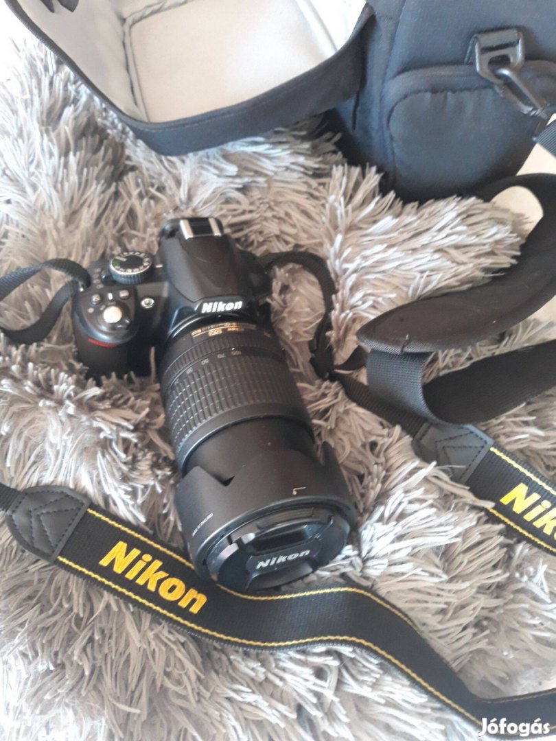 Nikon D3100 digitális fényképező
