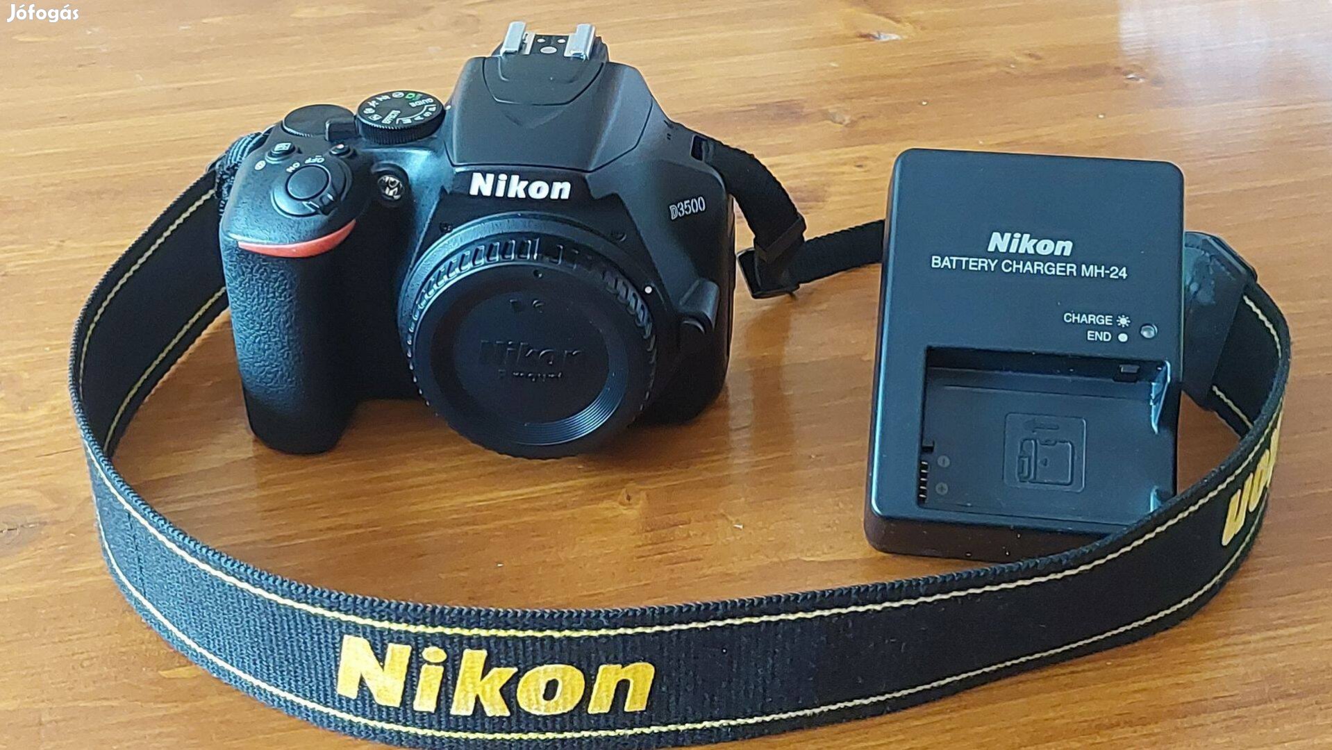 Nikon D3500 DSLR fényképezőgép váz eladó