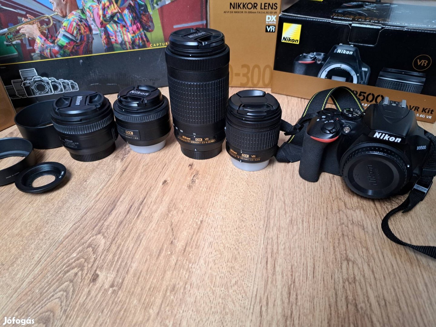Nikon D3500 objektívekkel kiegészítőkkel