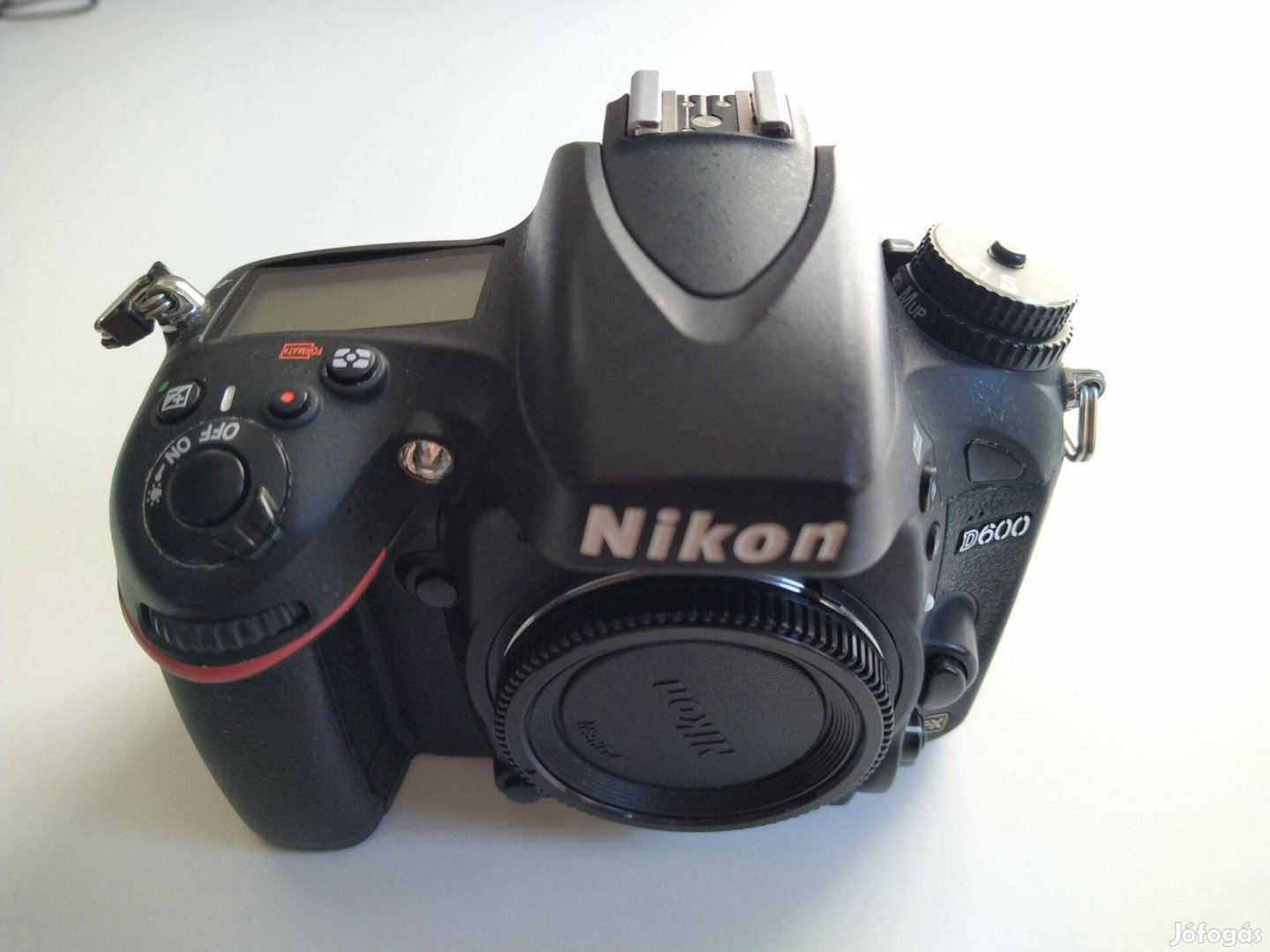 Nikon D600 Full Frame váz, + Vertax D14 portrémarkolat (ajándék Yongnu
