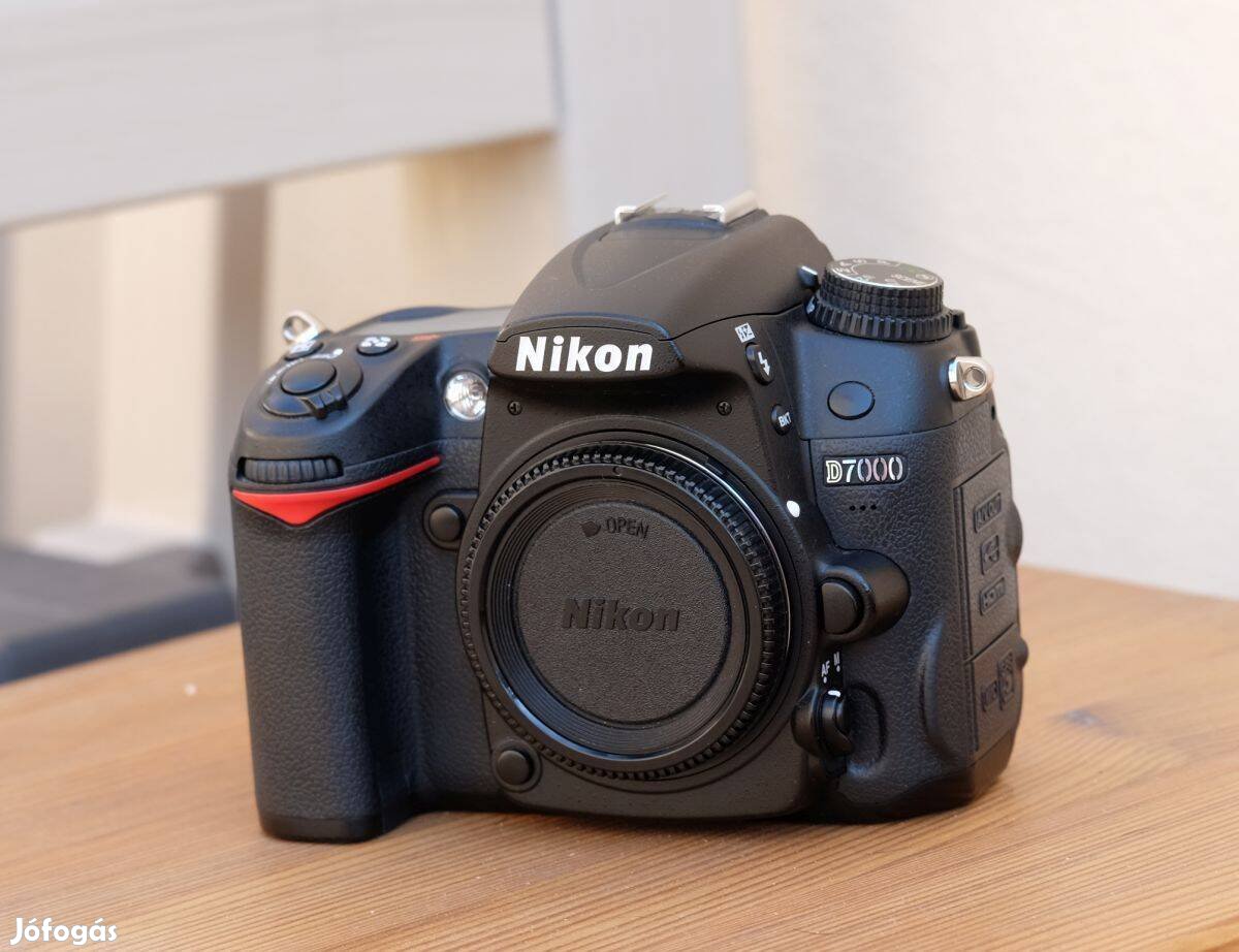 Nikon D7000 váz kevés expóval