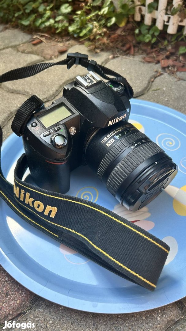 Nikon D70 fényképezőgép objektívekkel