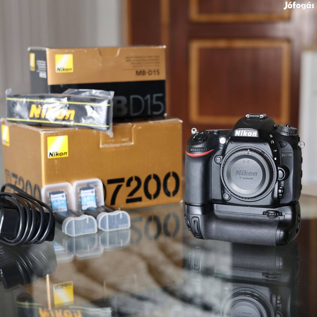 Nikon D7200 + Nikon MBD15 portrémarkolat + 2 akku -Újszerű-