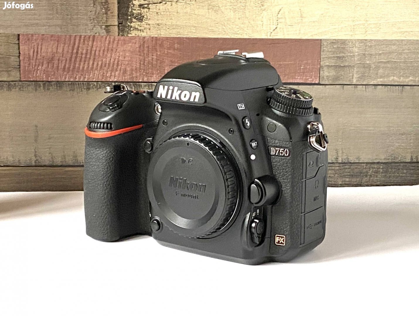 Nikon D750 váz tartozékokkal