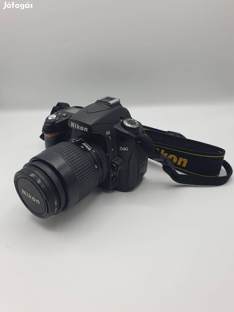 Nikon D90 Fényképezőgép + AF Nikkor 35-80 mm ojbektív