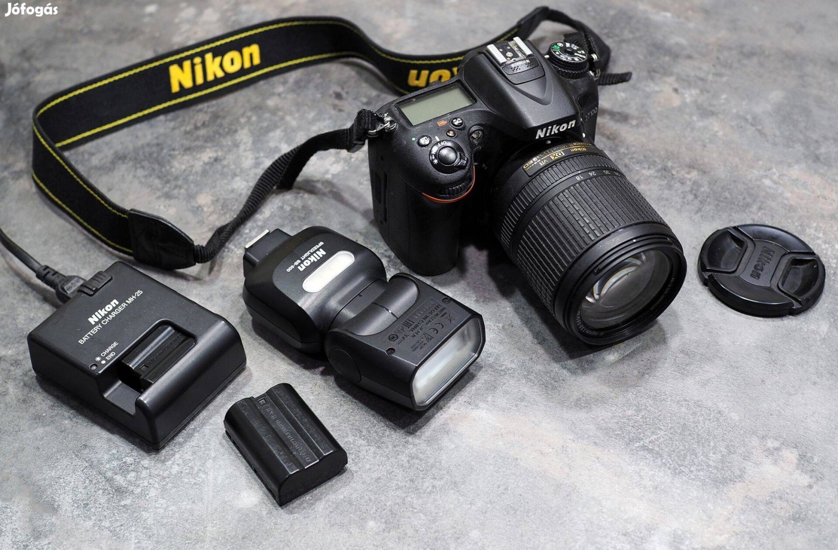 Nikon D 7100 kamera objektívvel