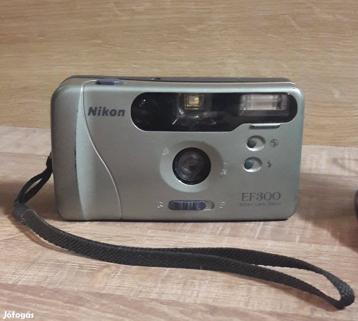 Nikon EF300 fényképezőgép