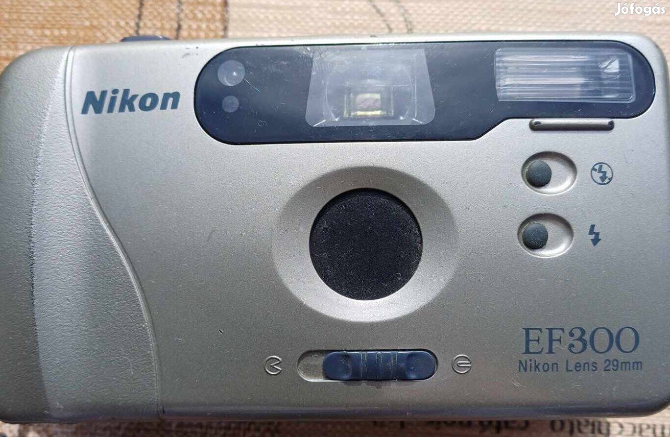 Nikon EF 300 fényképezőgép