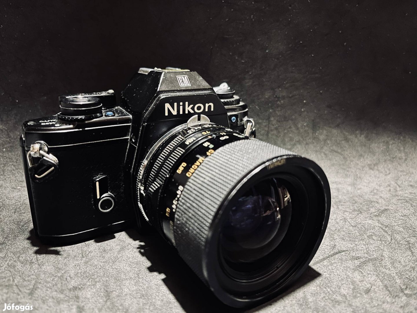 Nikon EM filmes gép