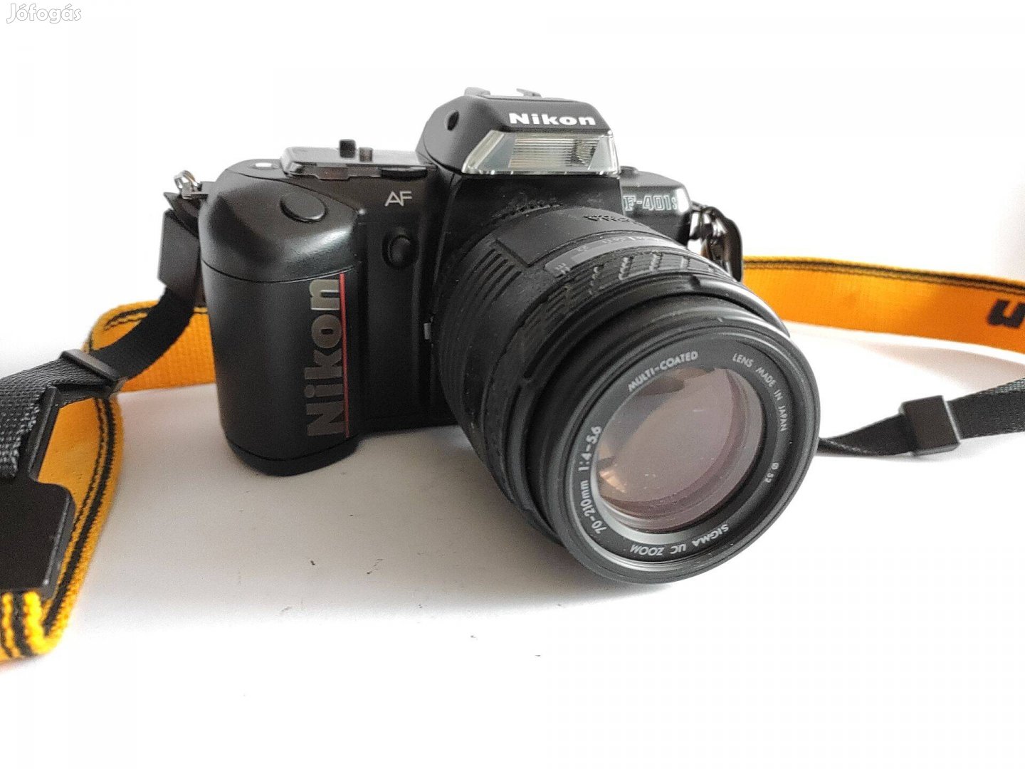 Nikon F401s + Sigma UC Zoom 70-210 mm