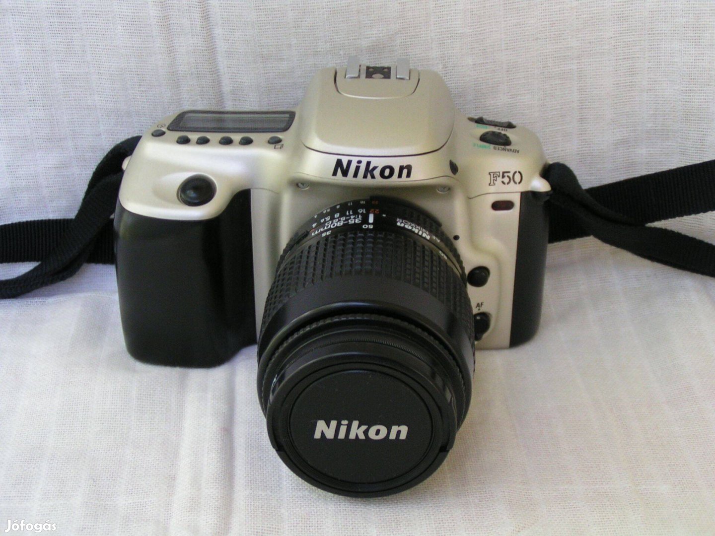 Nikon F50 Filmes fényképezőgép