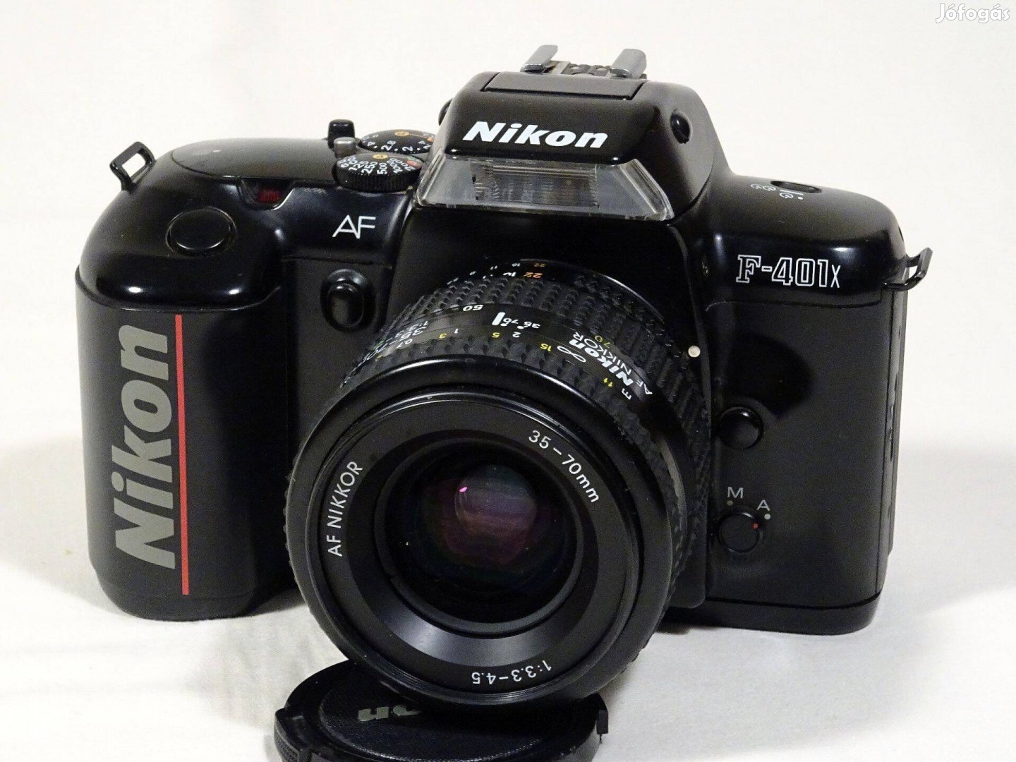 Nikon F-401x típusú analóg filmes fényképezőgép + 2 objektív