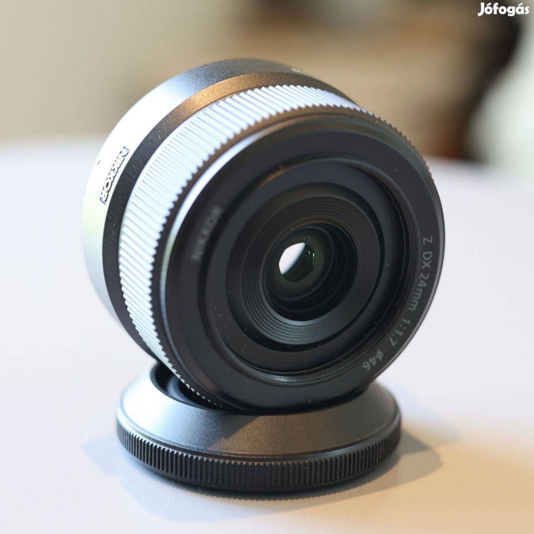 Nikon Nikkor Z DX 24mm f/1.7 gyári állapotban
