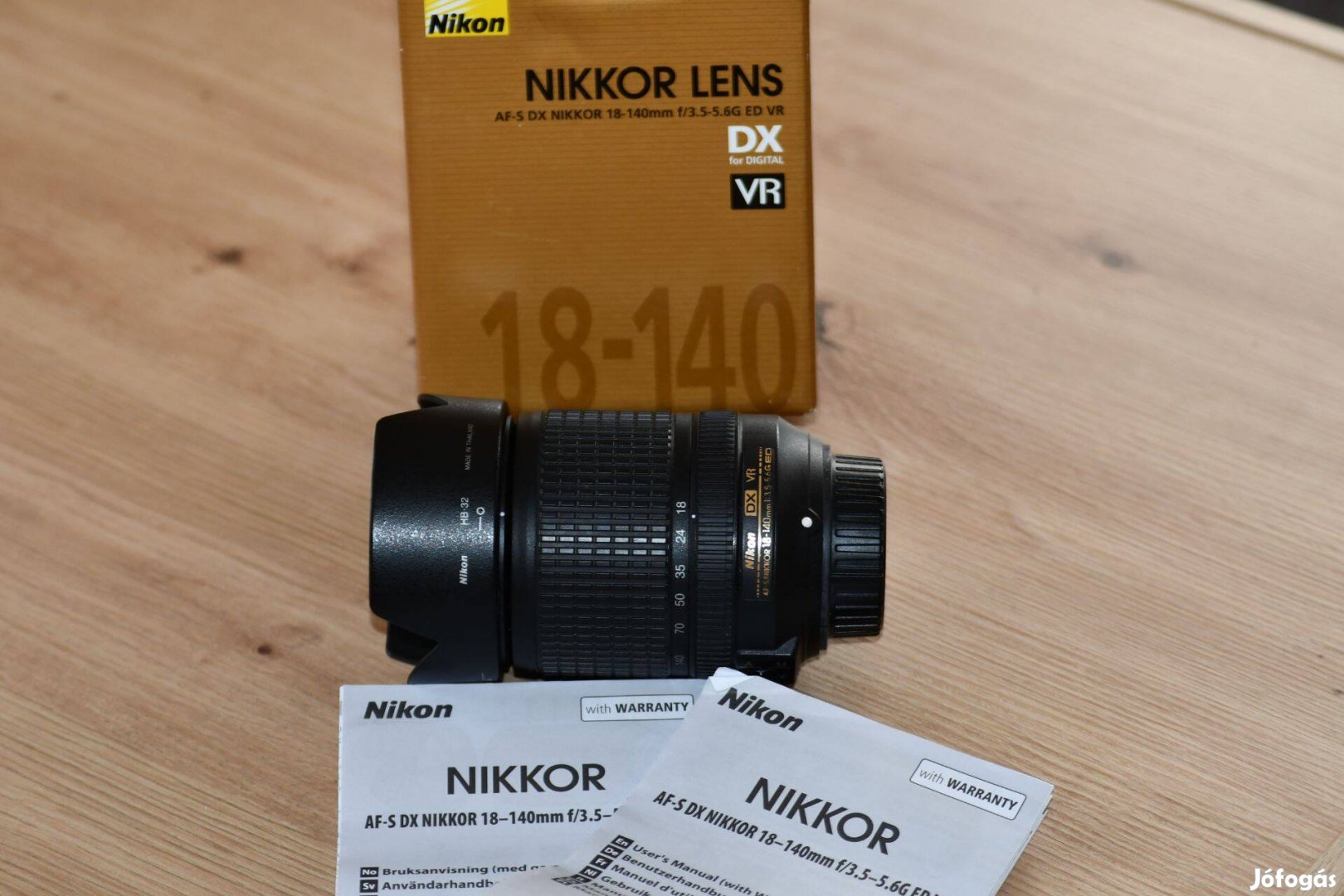 Nikon VR objektív 18-200. Tamron 70-300