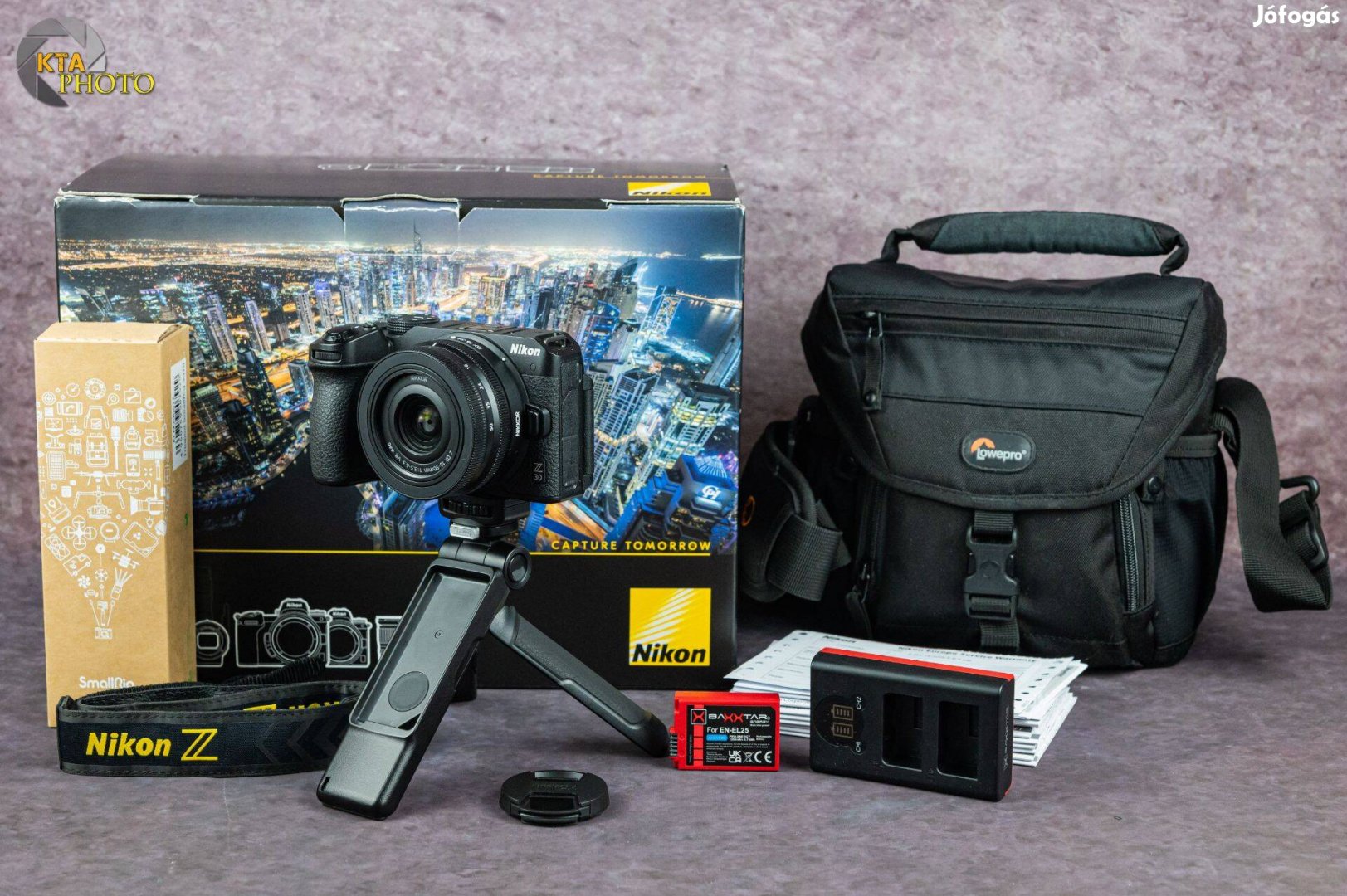 Nikon Z30 + 16-50mm VR + Tripod + Lowepro táska