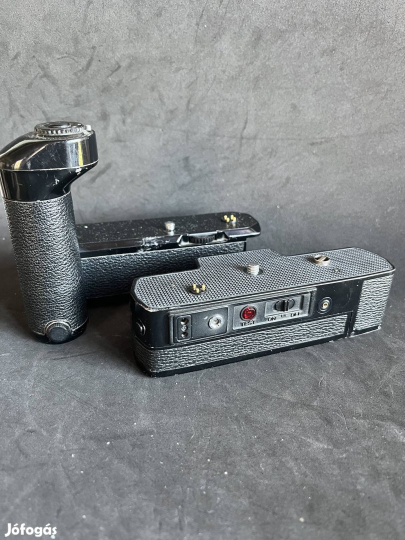 Nikon, Yashica winderek