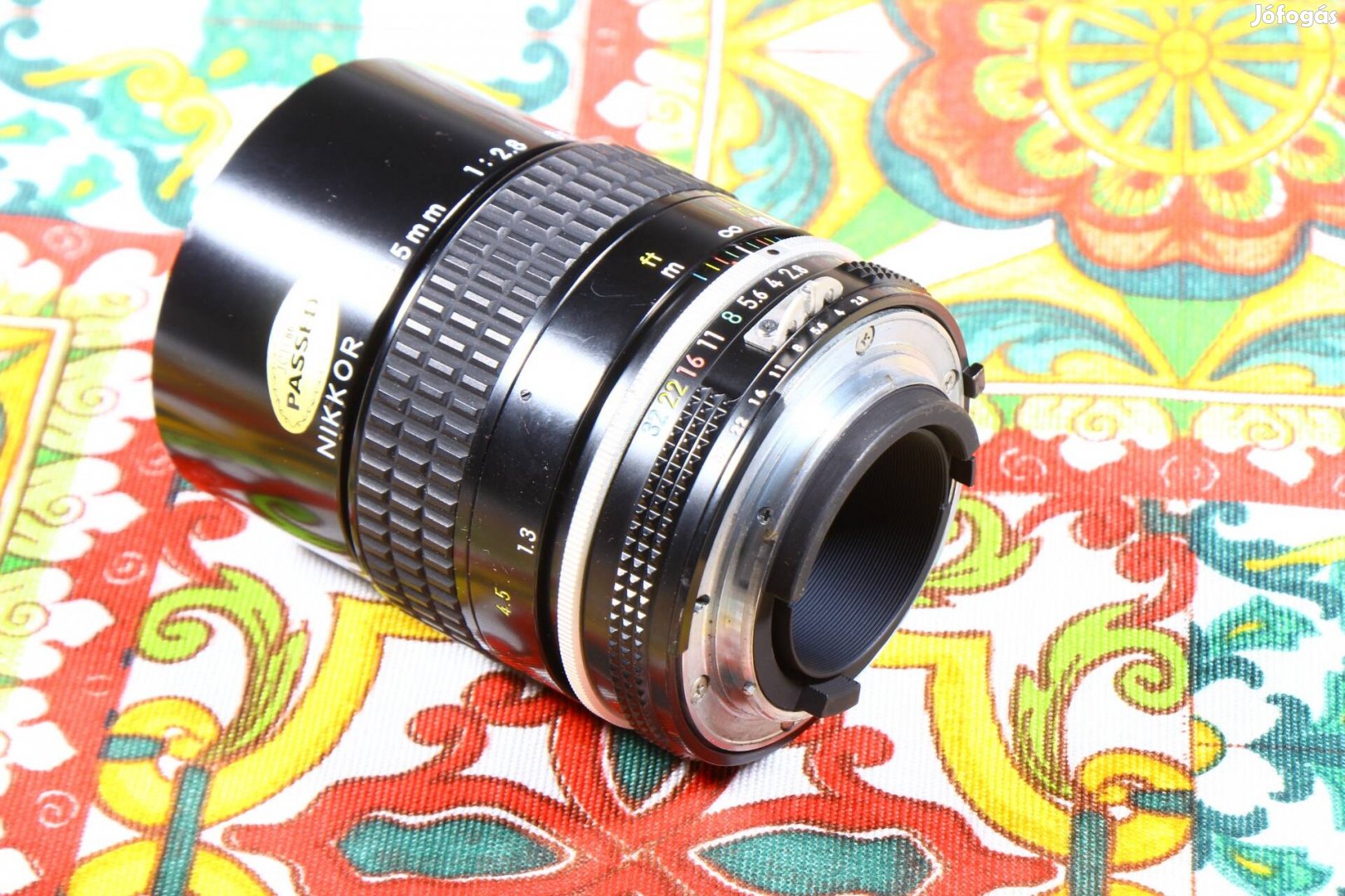 Nikon ai 2.8 135mm nikkor objektív 