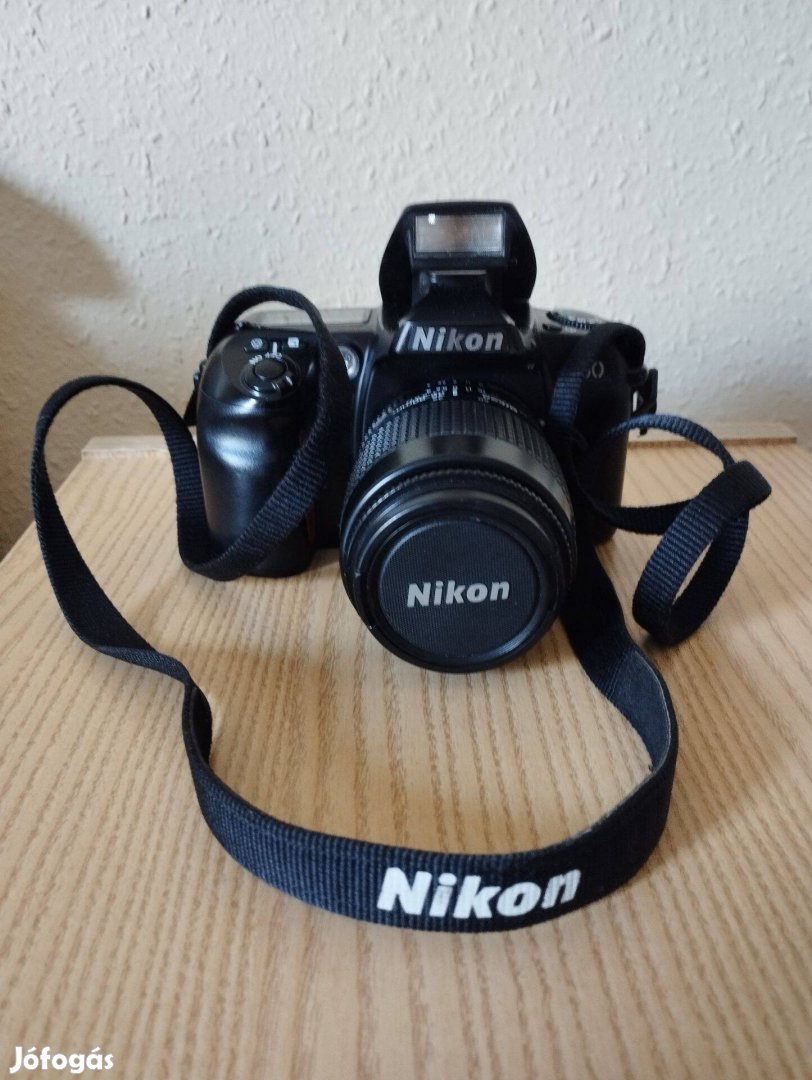 Nikon analóg fényképezőgép