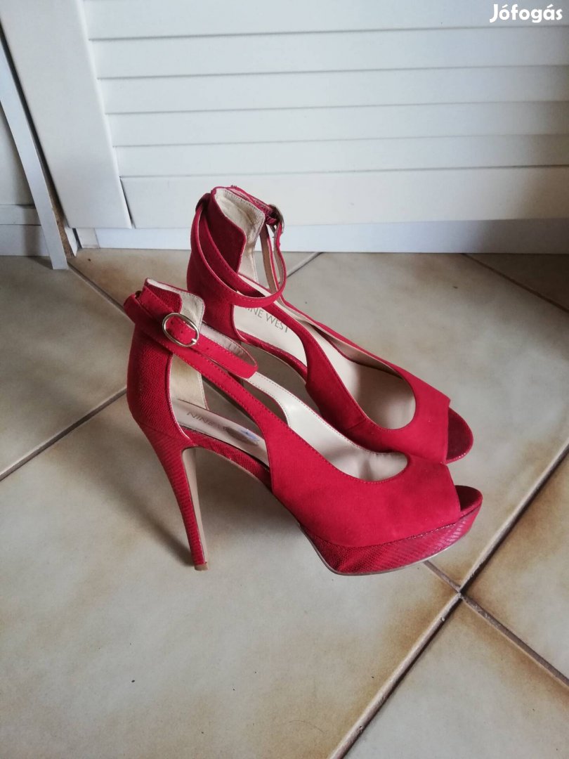 Nine West 38.5-39 piros szandál 