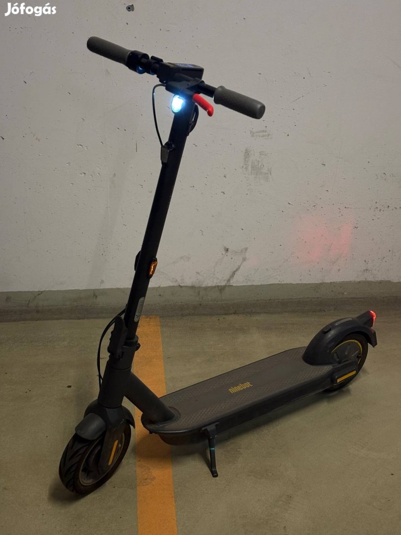 Ninebot G30 Max elektromos roller