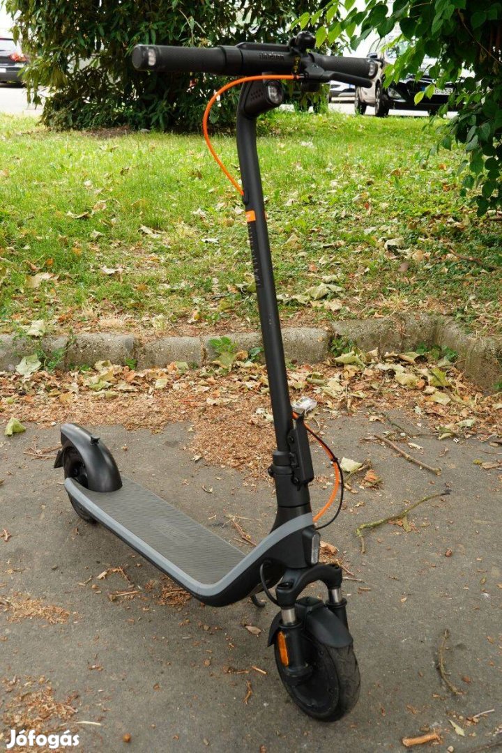 Ninebot Kickscooter E2 Plus E II Elektromos Roller