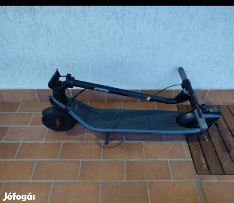 Ninebot Kickscooter E2 elektromos roller