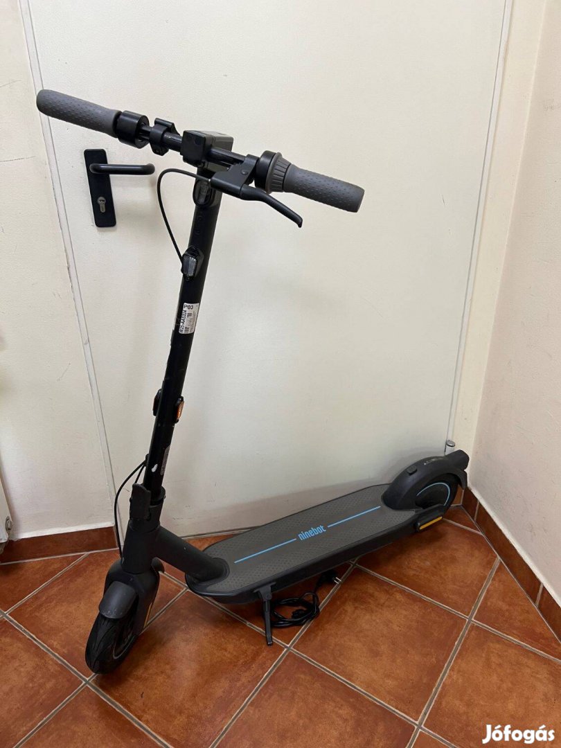 Ninebot Max G30D2 elektromos roller