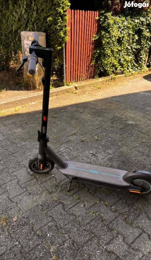 Ninebot Segway Kickscooter G30 II 2023 65km hatótáv elektromos roller