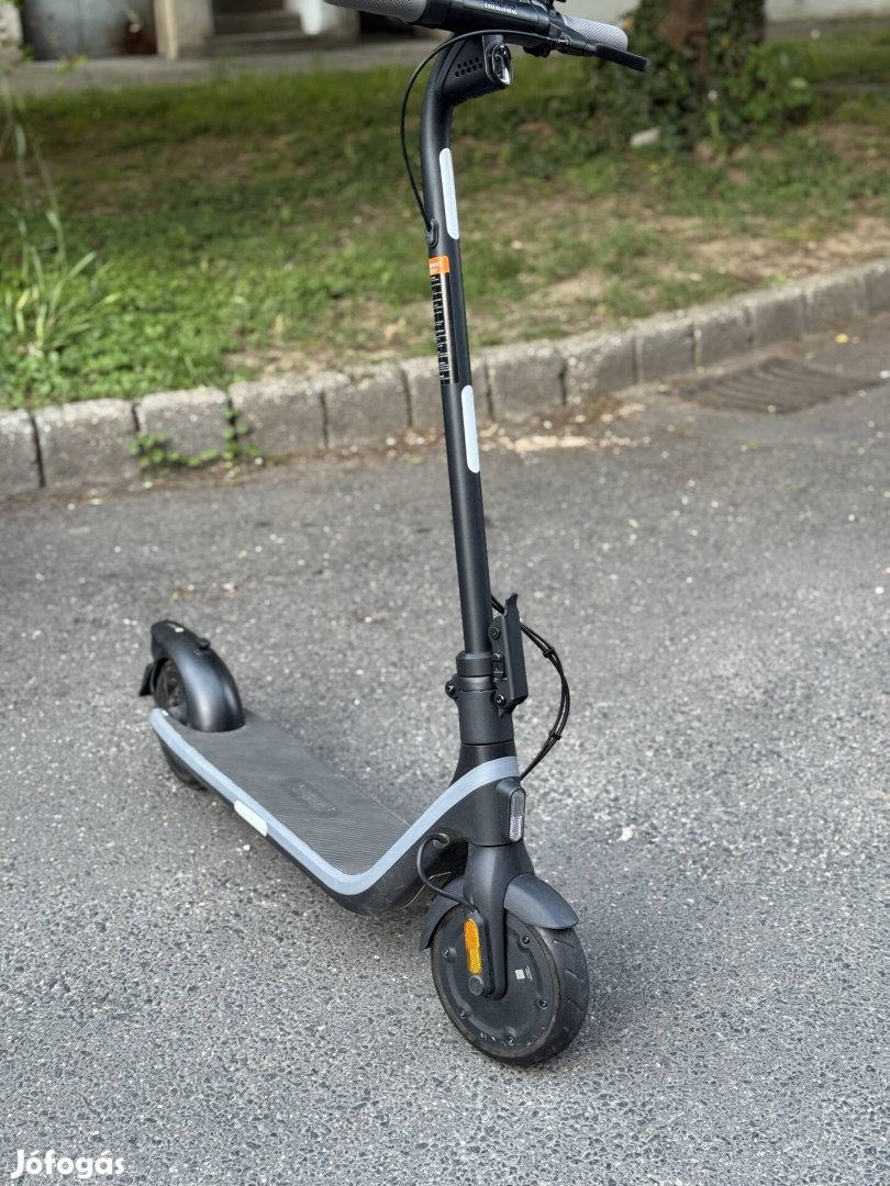 Ninebot e2 elektromos roller