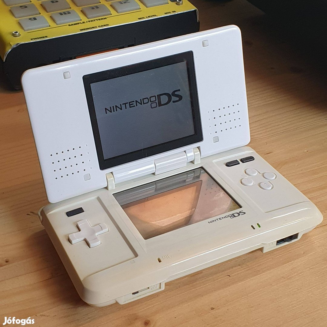 Nintendo DS R4 kártyával