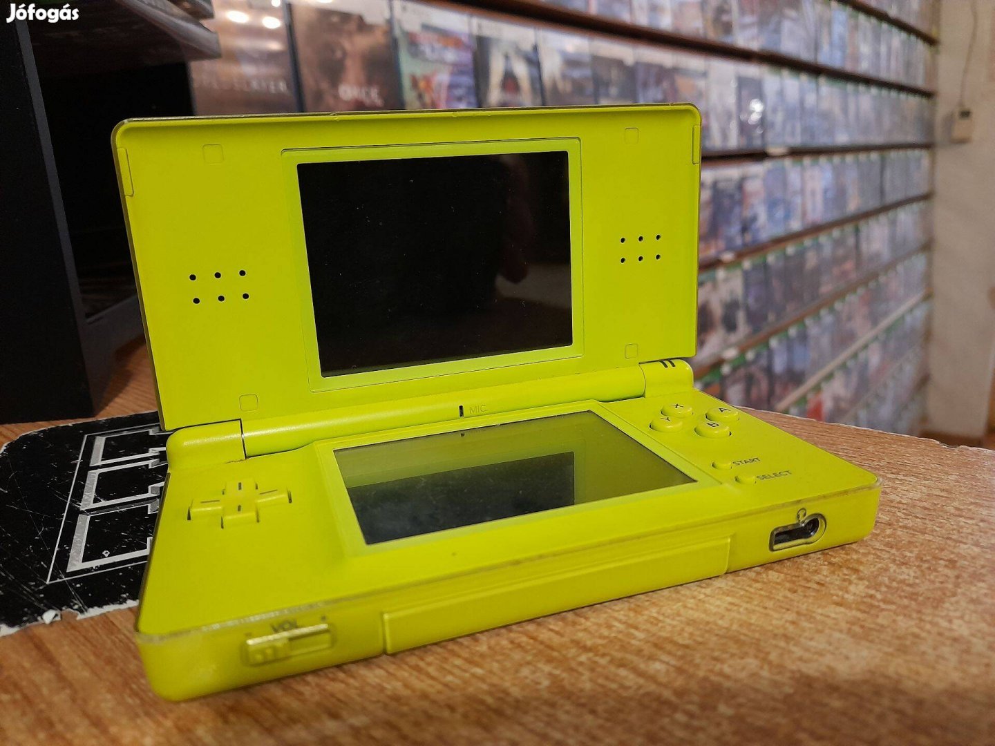 Nintendo Ds LIte Green Light a Playbox Co-tól