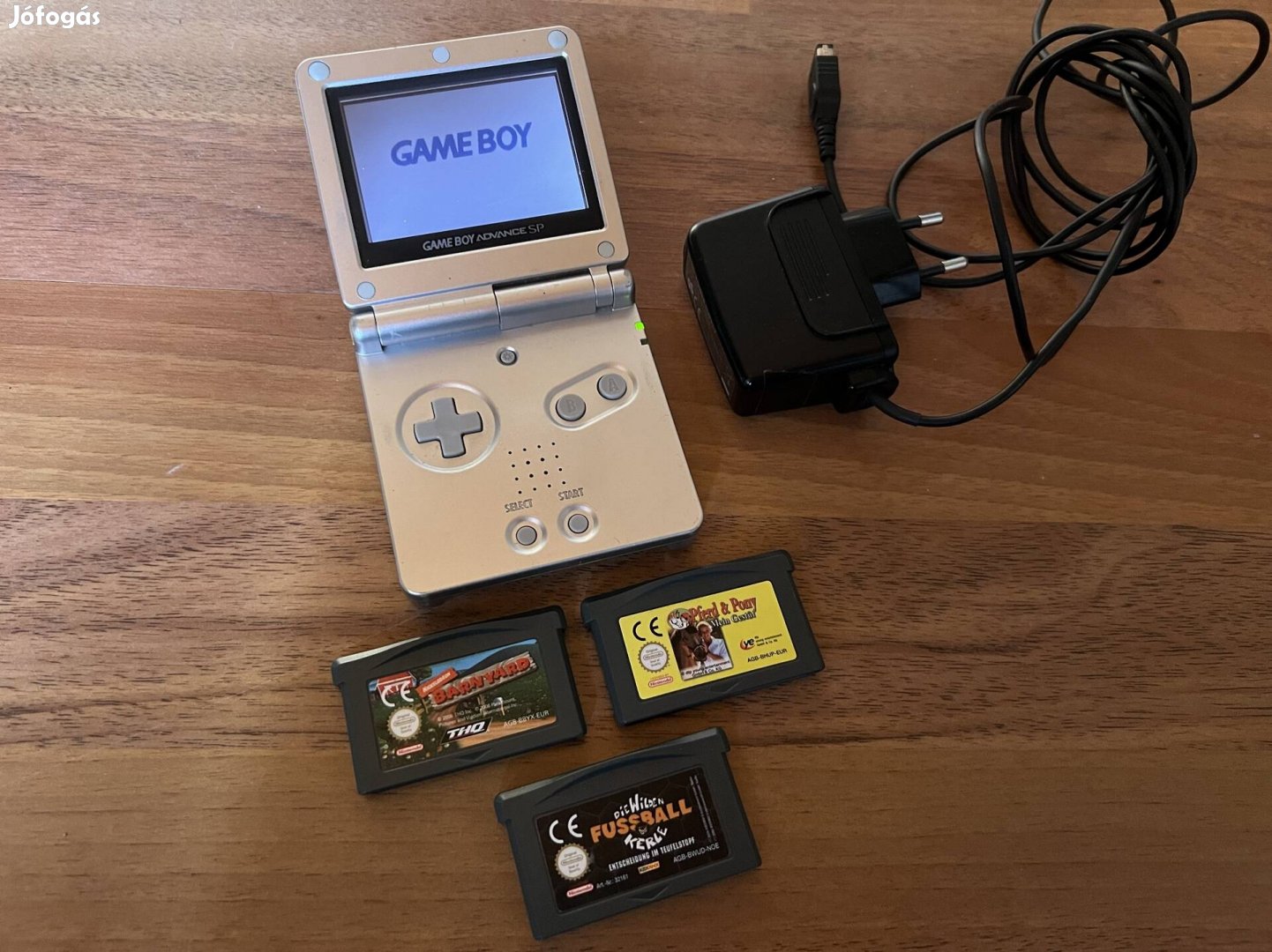 Nintendo GBA SP konzol