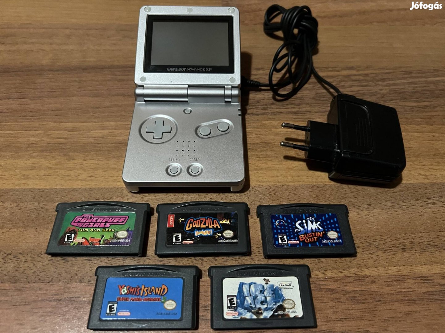 Nintendo Gameboy Advance SP konzol játékokkal