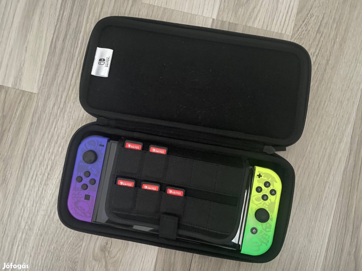 Nintendo Switch OLED hordozó táska