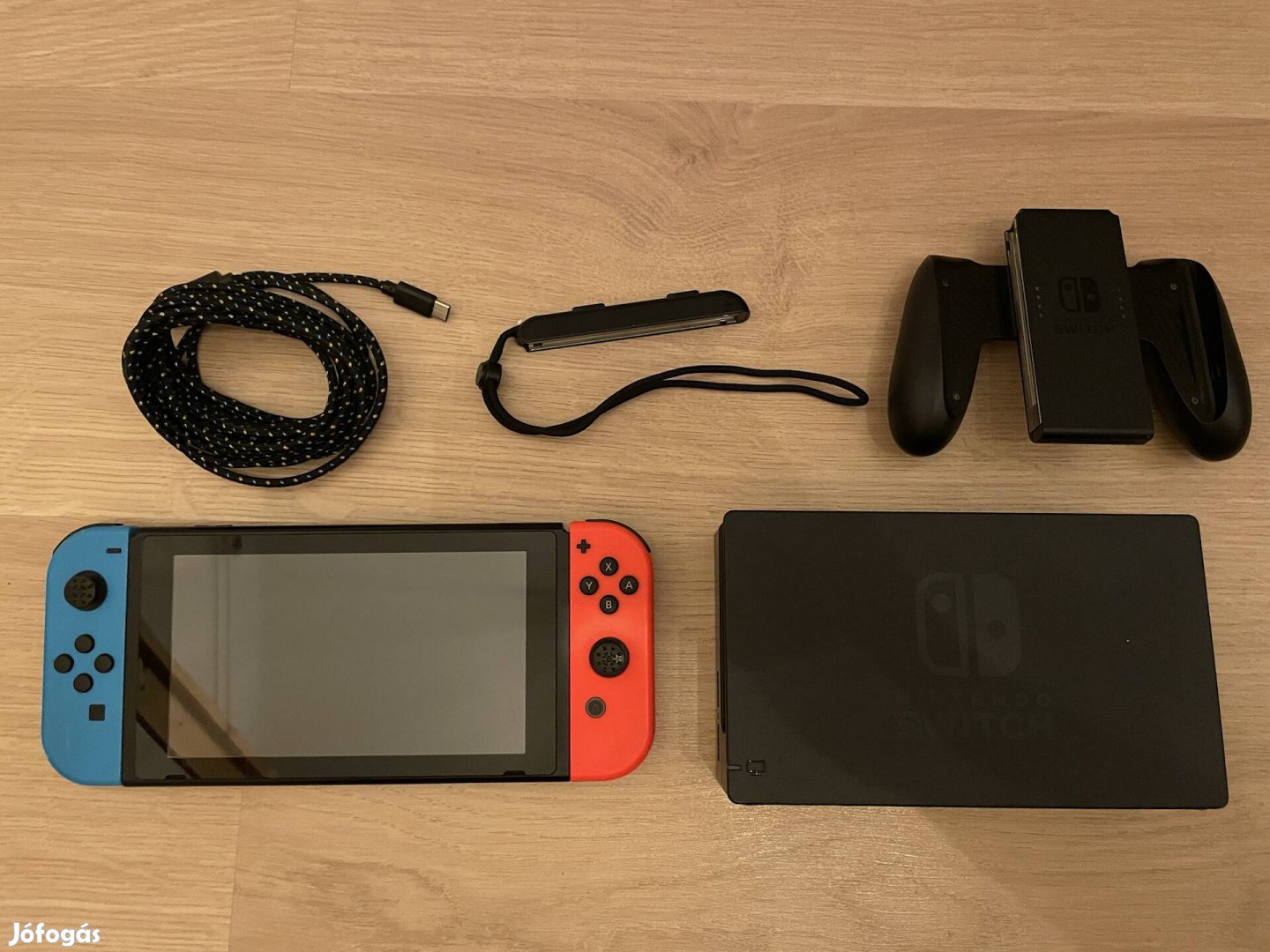 Nintendo Switch V2 konzol