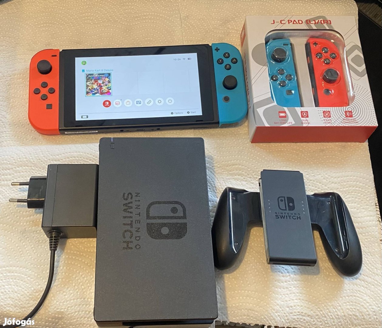 Nintendo Switch Wi-Fi játékgép tartozékaival ajándéknak is!