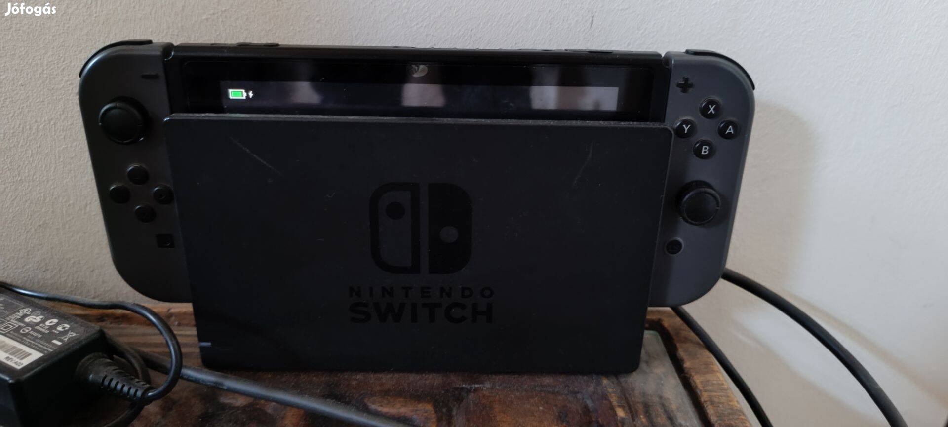 Nintendo Switch-tökéletes álapotban 4 jatékkal